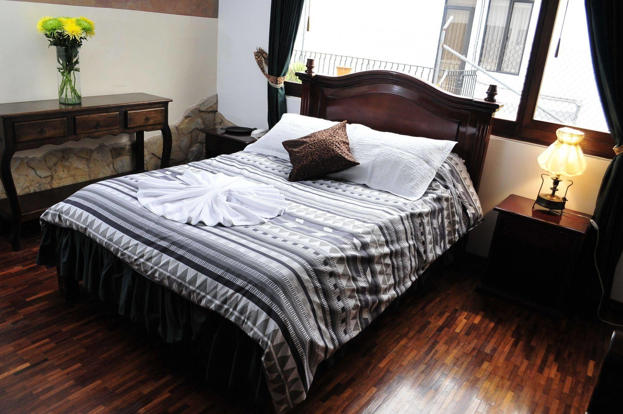 Hotel Nass Sol De Quito Ngoại thất bức ảnh
